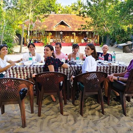 Marari Beach Paradise Mararikulam Eksteriør billede